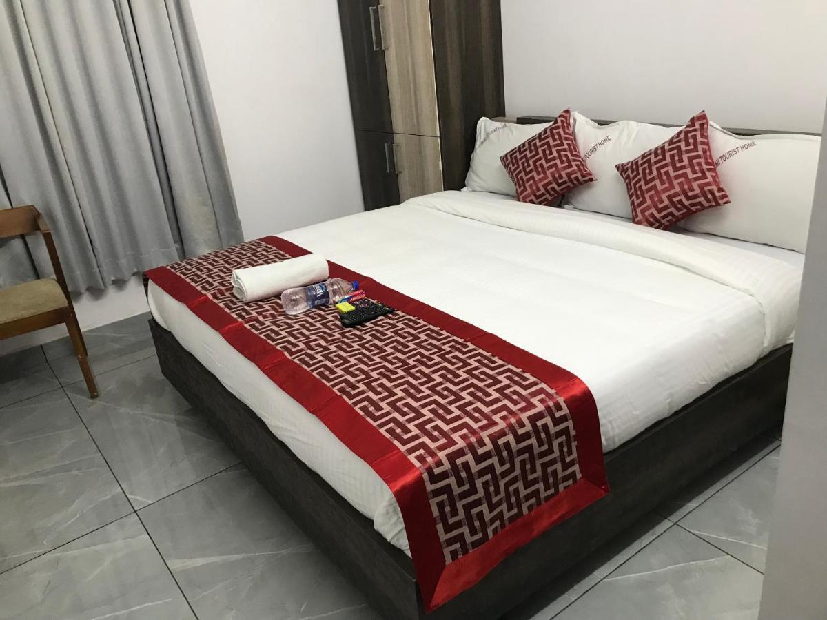 Lakshmi Tourist Home Guruvāyūr 외부 사진